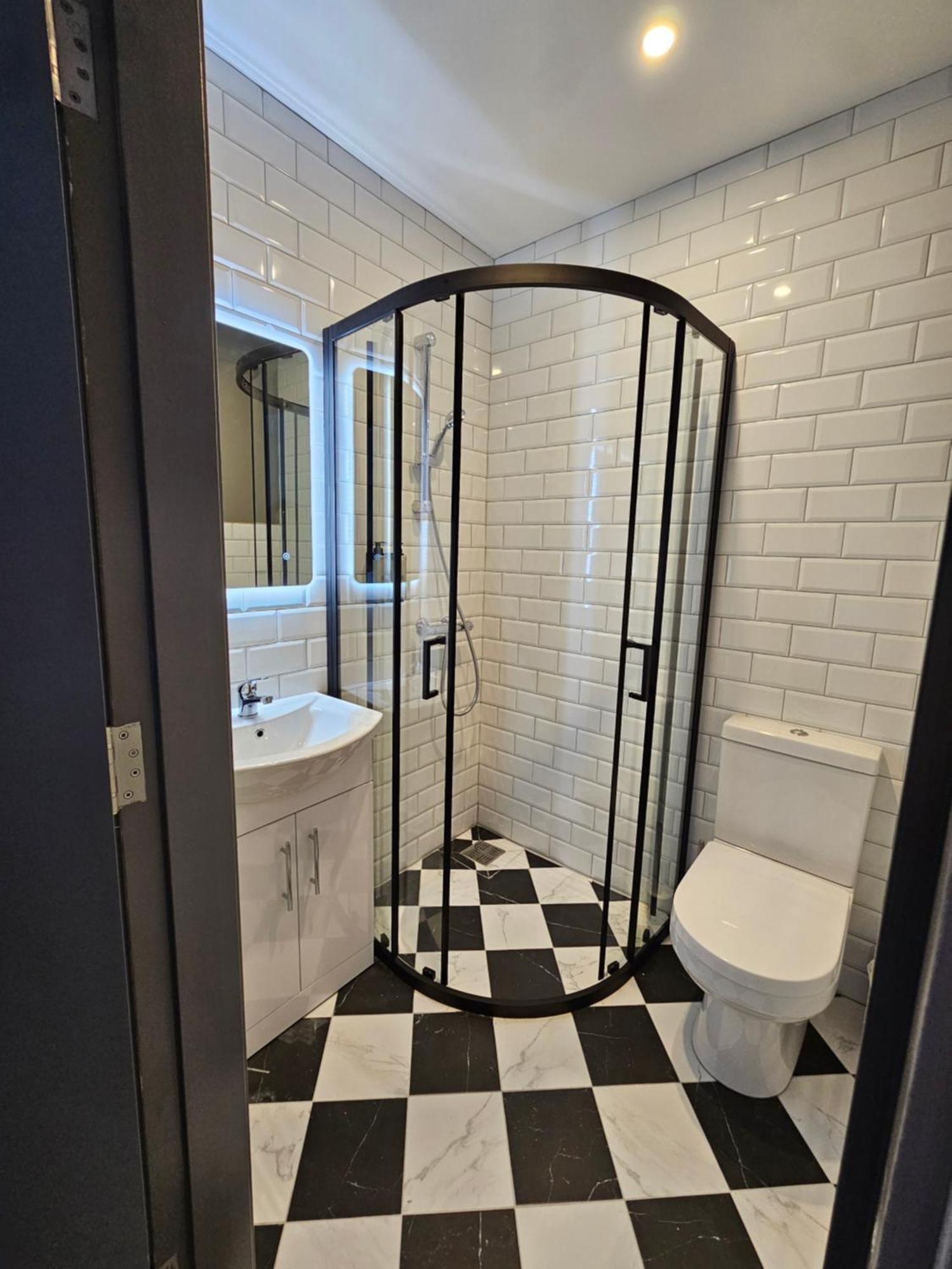 ホテル The Abbeygate Townhouse ゴールウェイ エクステリア 写真