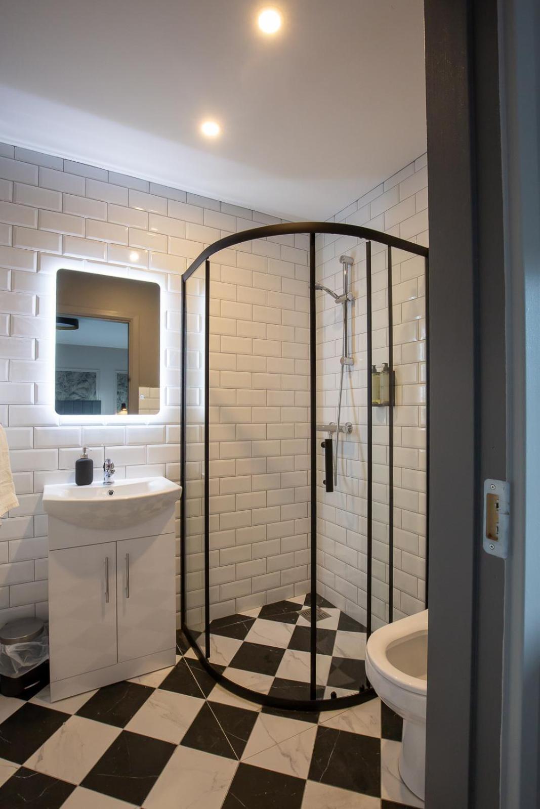 ホテル The Abbeygate Townhouse ゴールウェイ エクステリア 写真